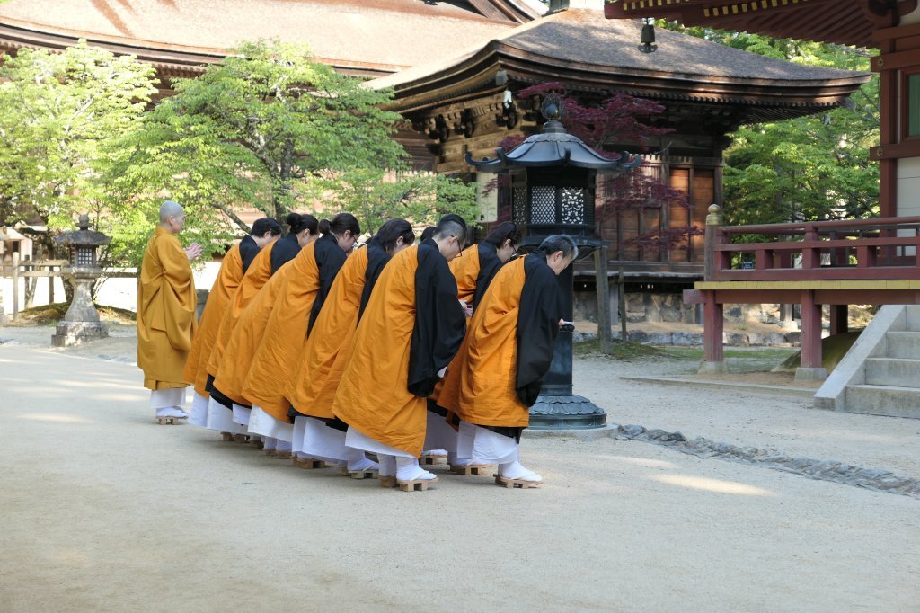 Monniken in Koyasan